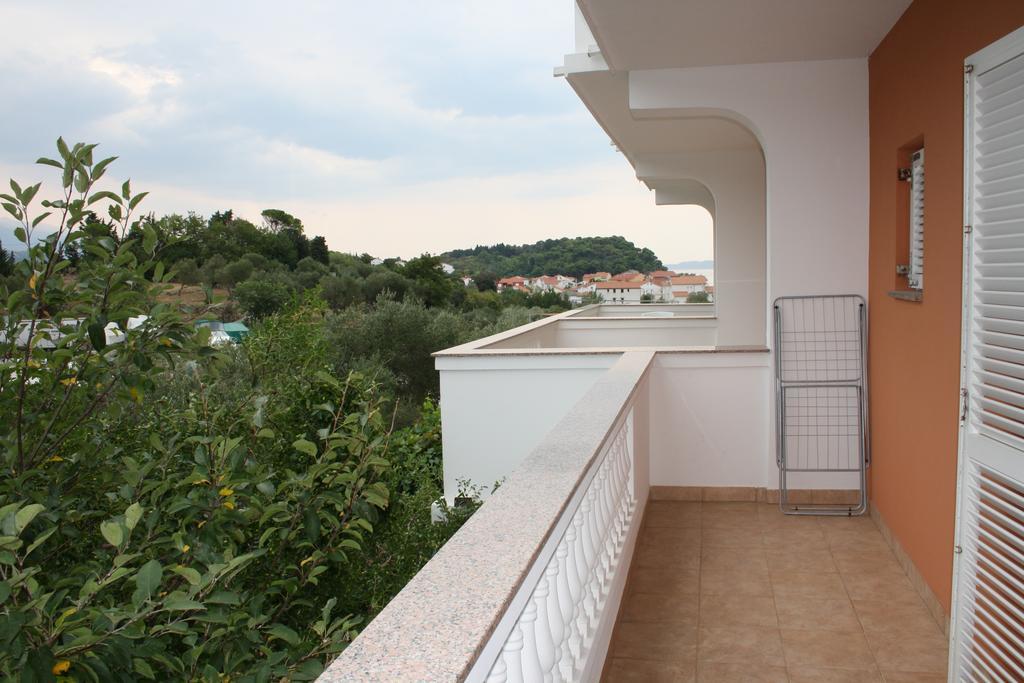 Apartments Sandra Palit Extérieur photo